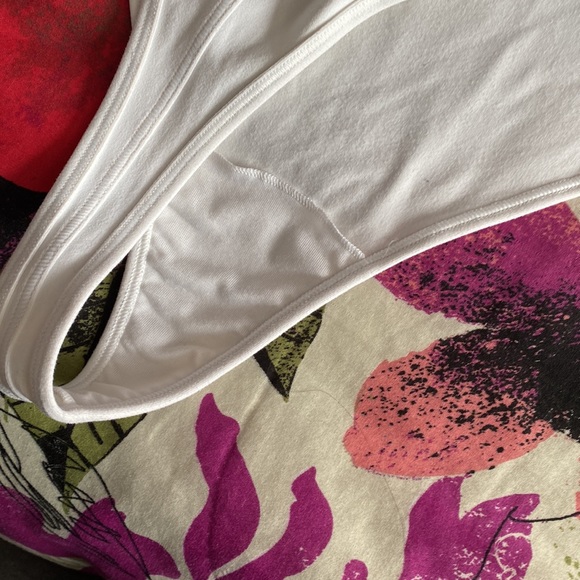 Lululemon The Easy Bodysuit - Picture 8 of 9